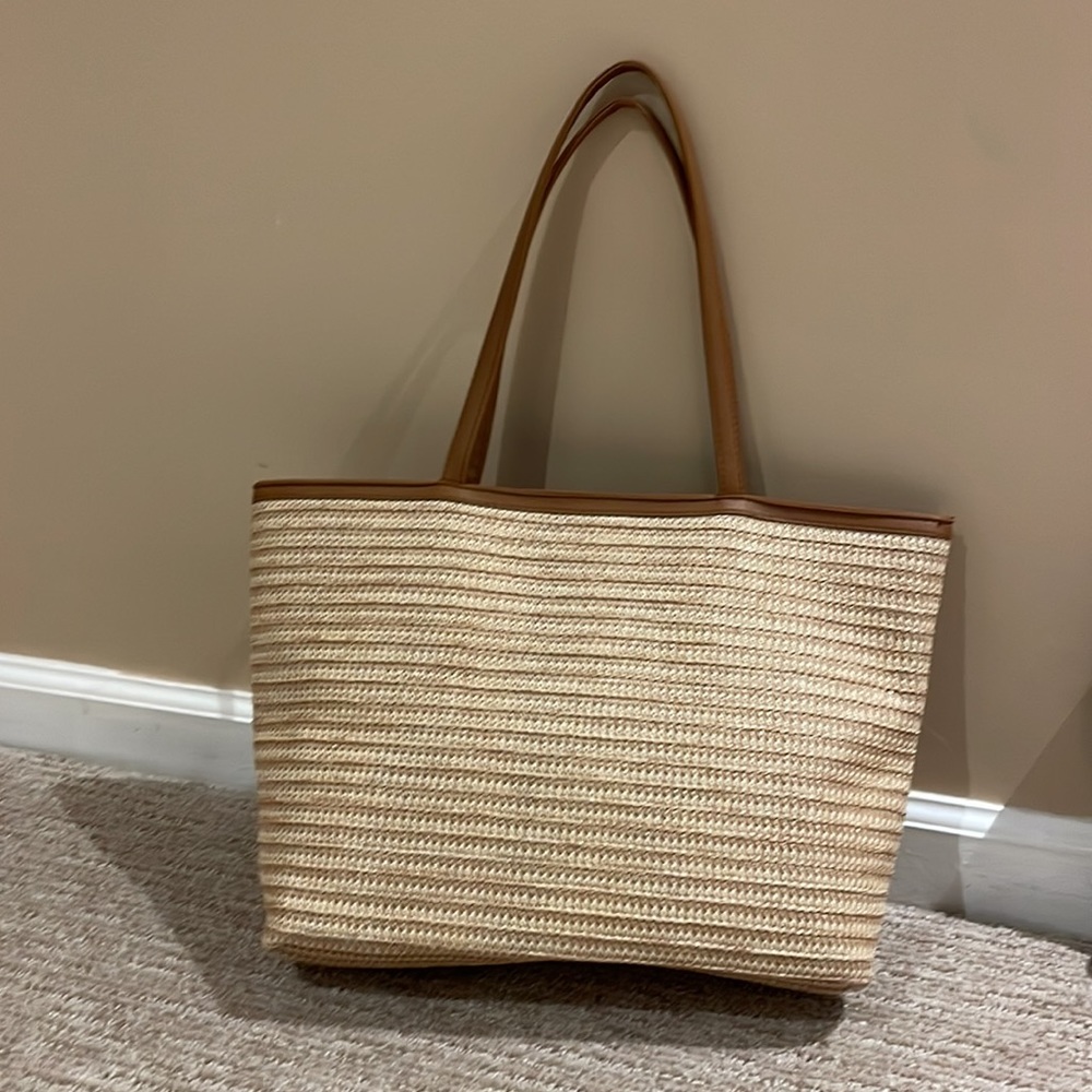 Purse - Picture 2 of 4